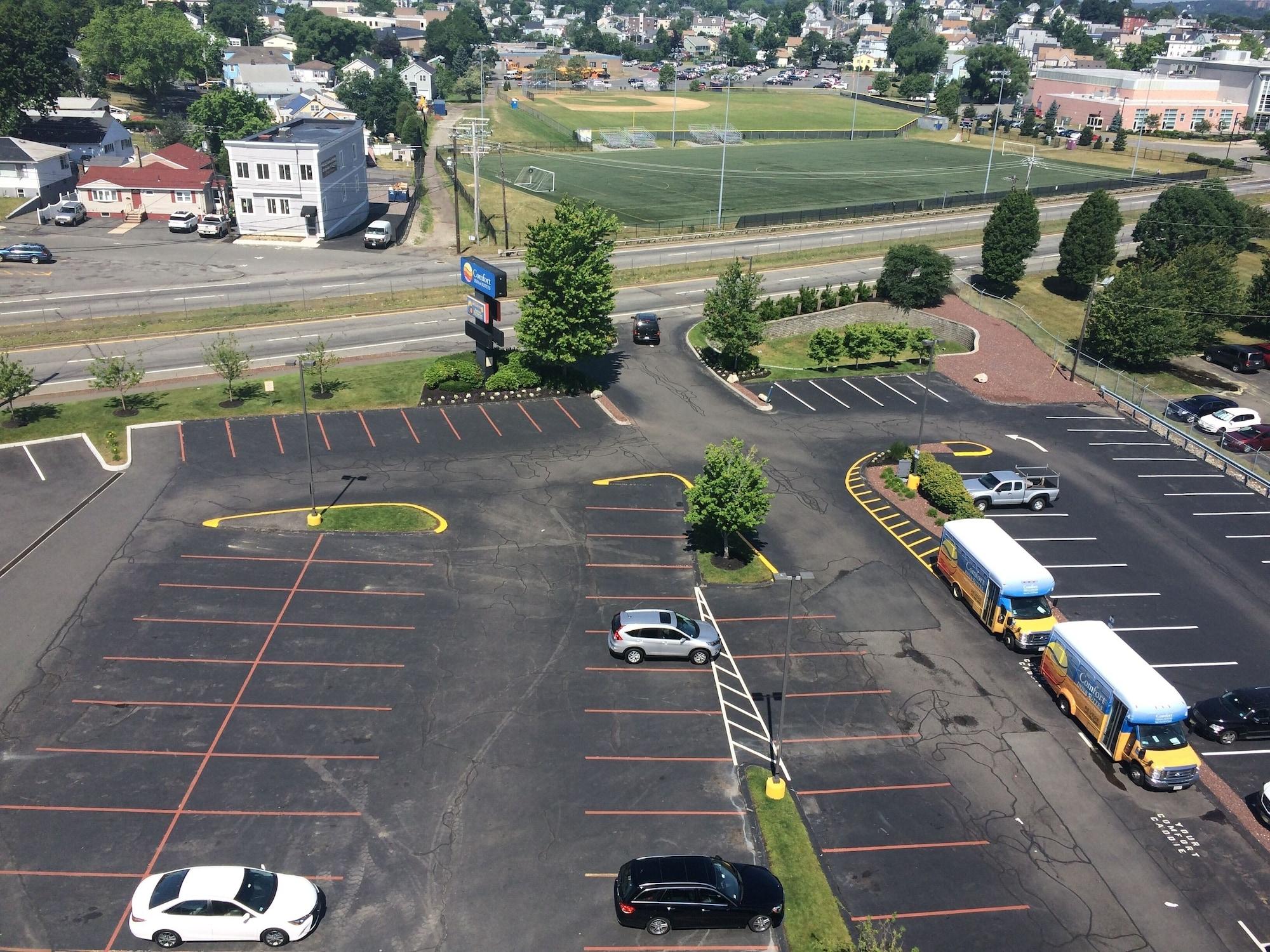 Comfort Inn & Suites Logan International Airport Ривиър Екстериор снимка